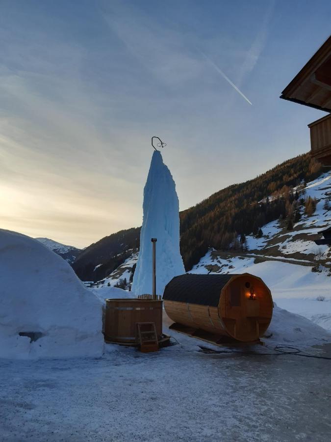 Ferienwohnung Nedererhof - Zimmer Enzian Mit Gemeinschaftskueche Schmirn Exterior foto