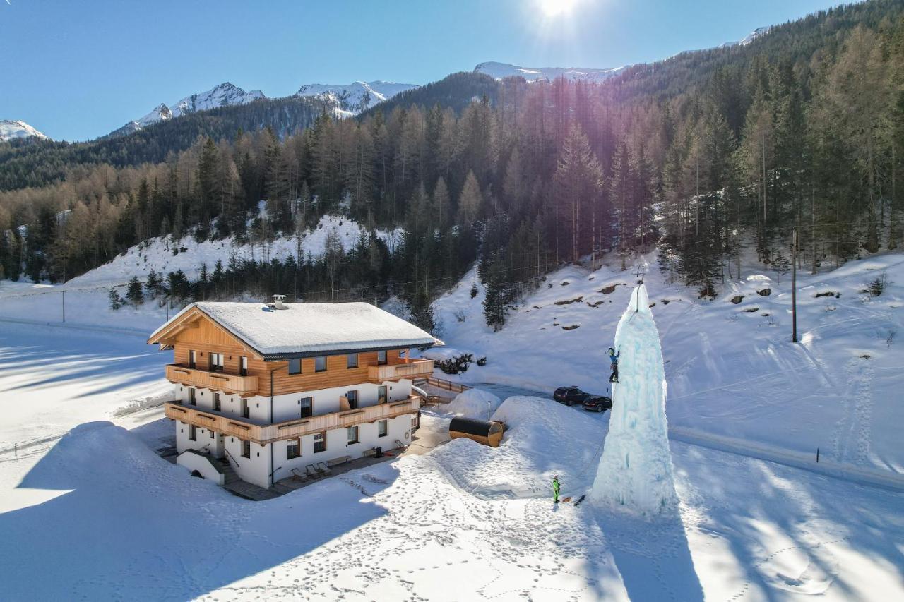 Ferienwohnung Nedererhof - Zimmer Enzian Mit Gemeinschaftskueche Schmirn Exterior foto